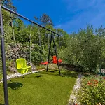 Hot Tub, Pool & Stunning View #guest House Stella#