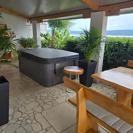Hot Tub, Pool & Stunning View #guest House Stella# Villa *