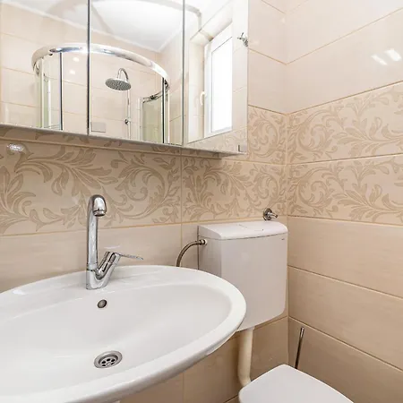 Vilă Hot Tub, Pool & Stunning View #guest House Stella#