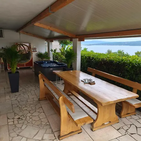 Hot Tub, Pool & Stunning View #guest House Stella# Dramalj