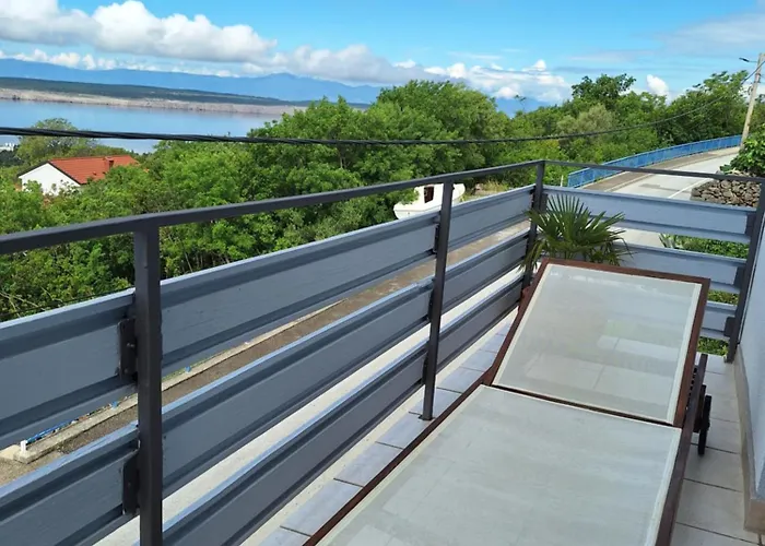 Hot Tub, Pool & Stunning View #guest House Stella# Dramalj