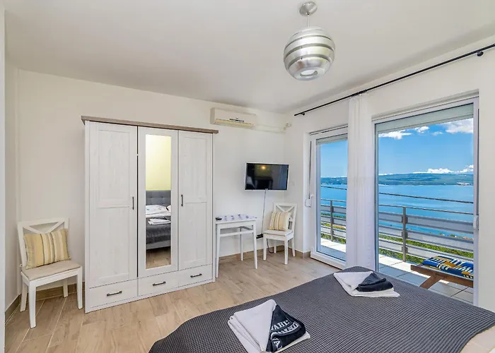 Villa Hot Tub, Pool & Stunning View #guest House Stella#